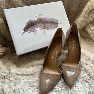 Jessica Simpson Women's Tan Pumps